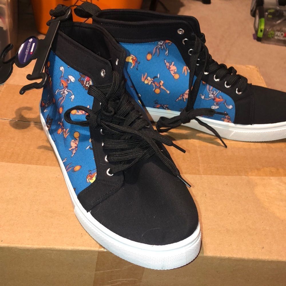 New Space Jam New Legacy high top tennis shoes size 12